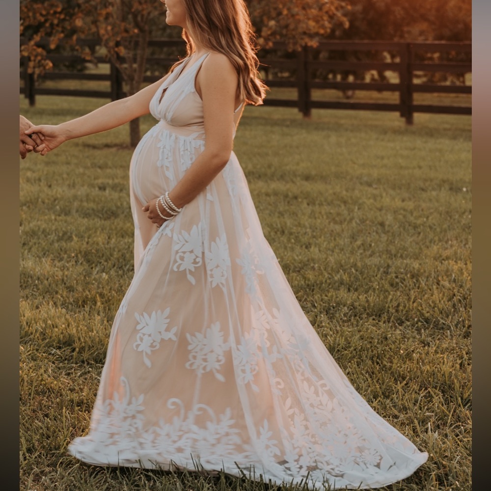 Vici collection lace maxi dress